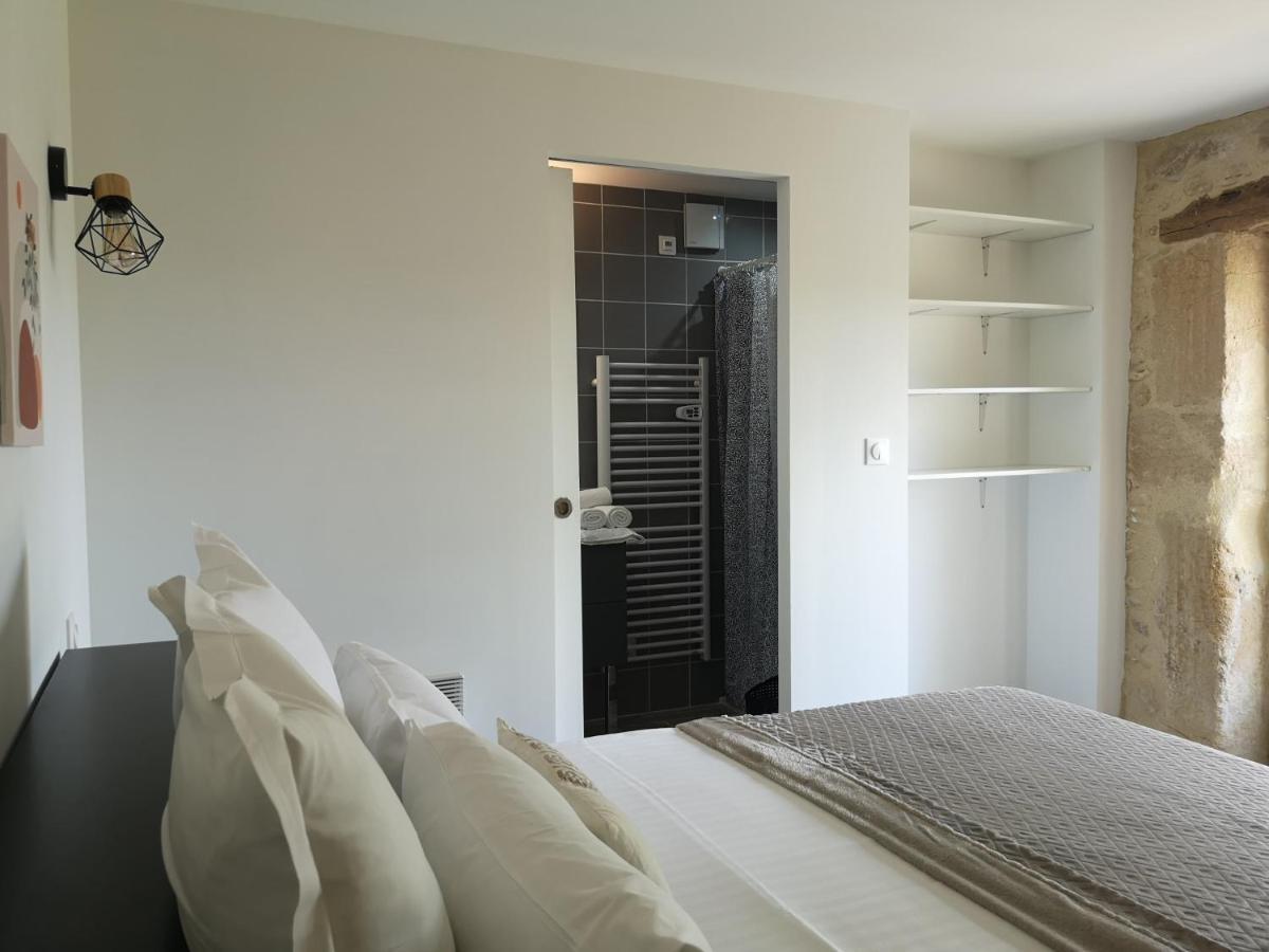Domaine De Lascaux Bed & Breakfast มงทิญญัก ภายนอก รูปภาพ