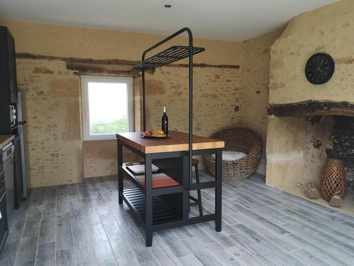 Domaine De Lascaux Bed & Breakfast มงทิญญัก ภายนอก รูปภาพ