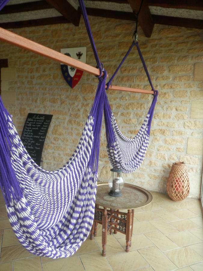 Domaine De Lascaux Bed & Breakfast มงทิญญัก ภายนอก รูปภาพ