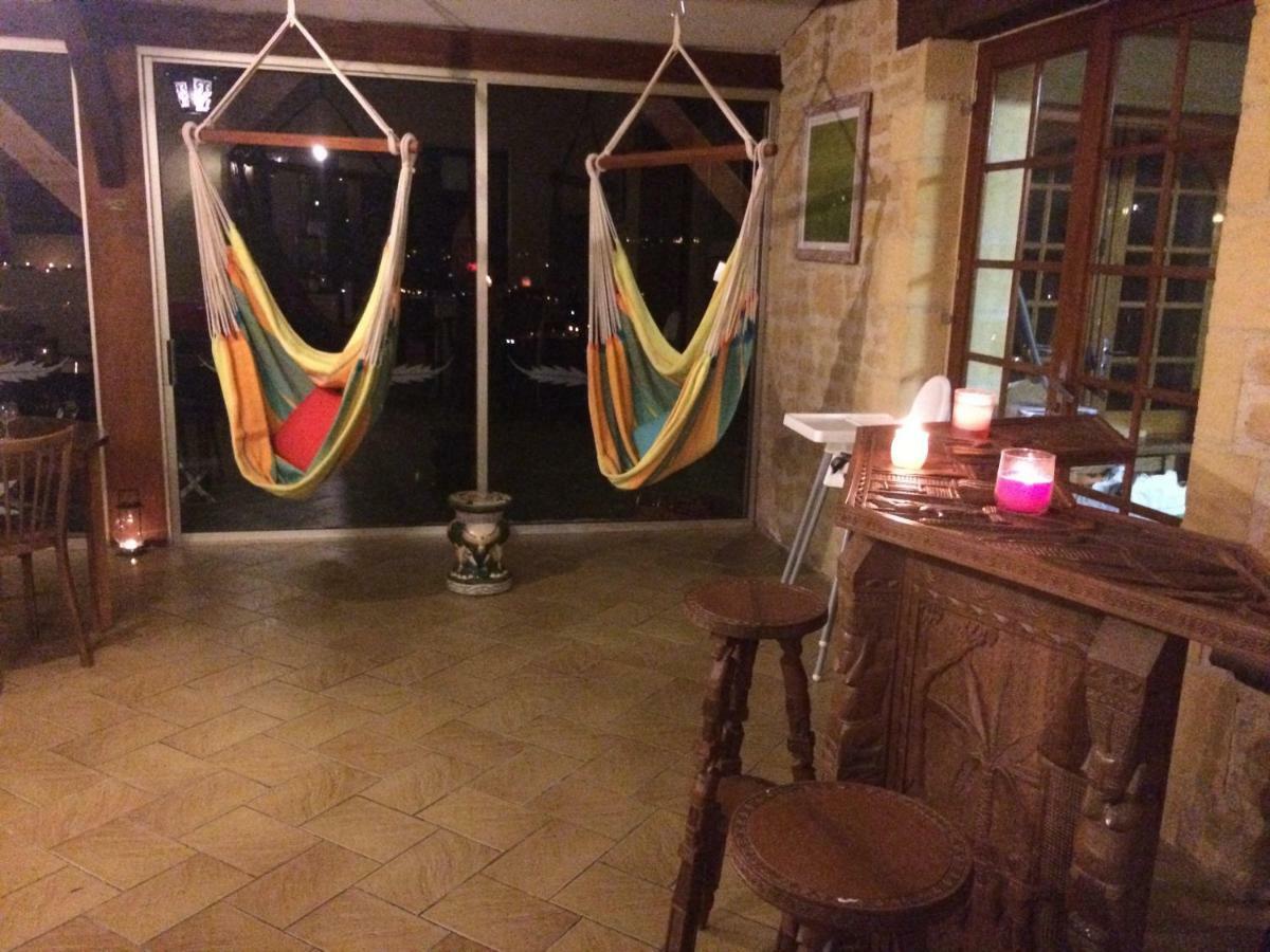Domaine De Lascaux Bed & Breakfast มงทิญญัก ภายนอก รูปภาพ
